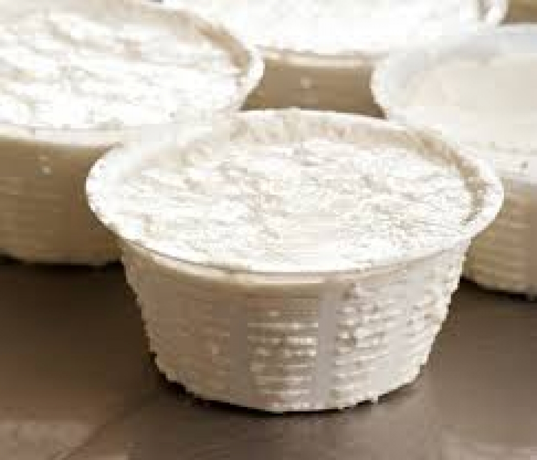 Ricotta di bufala in fuscella da 250 gr sottovuoto